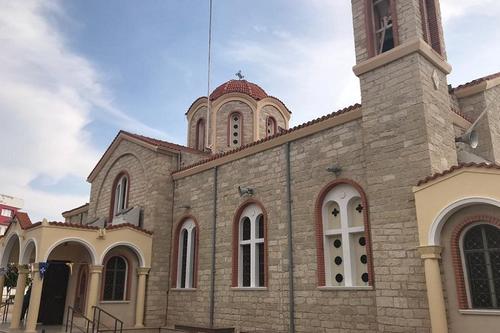 Εκκλησία Αποστόλου Ανδρέα (Μέσα Γειτονιά)