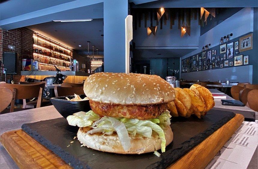 OPENING: A new hangout for drinks, burgers, and live music nights in Limassol!