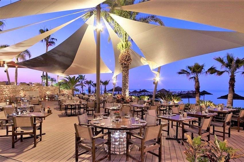 35+ restaurants with delightful views in Limassol!