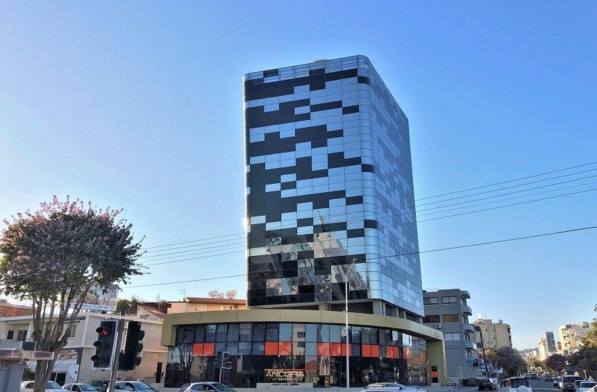Paris Tower: The impressive 'building without corners', in the heart of the Limassol city!