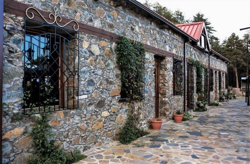 Berengaria Restaurant: A piece of the legendary hotel that survives in Prodromos village!