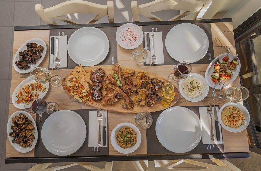OPENING: A new, modern space in Limassol prepares juicy grilled dishes!