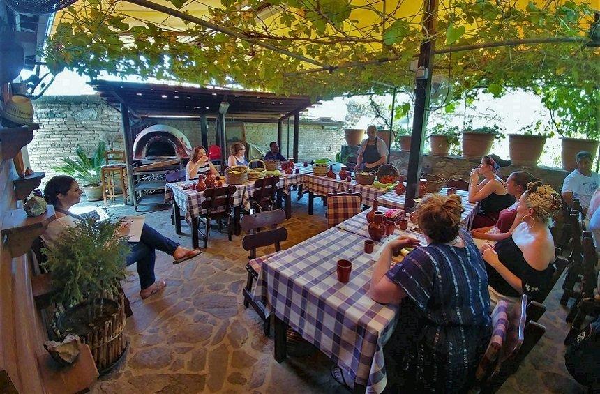 Symposio Tavern: Cypriot cuisine in the village, with fresh ingredients straight from the fields!