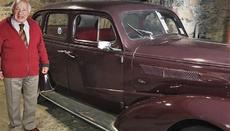 In the hotel’s garage, a bulky 1937 Chevrolet is stored in excellent condition. This was the car that Georgios Skyrianides drove, and the car with which King Farouk was transported during his visit to the area.